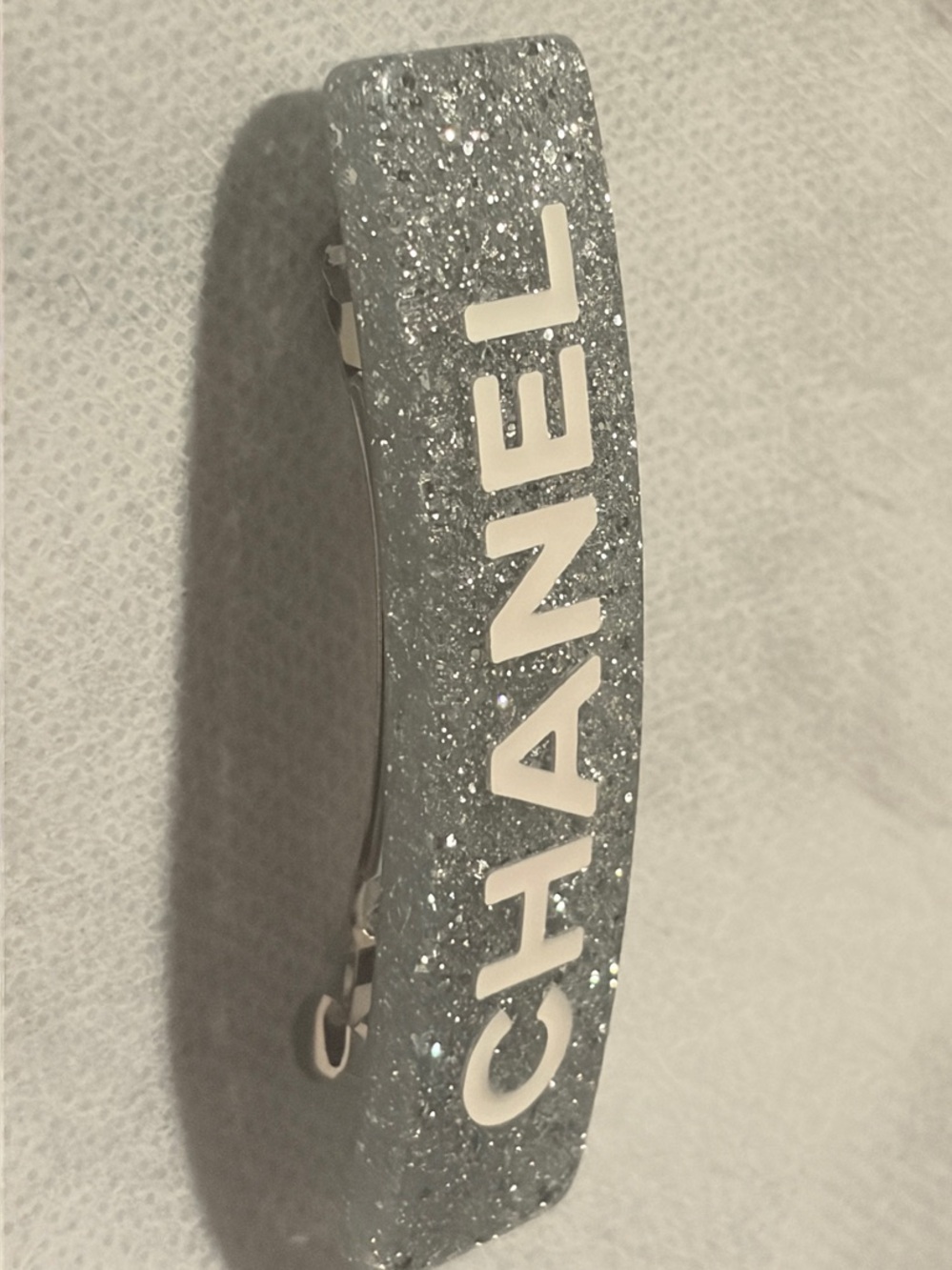 🪩  🆕  Glitter ‘CHANEL’ Hair clip Barrette 🪩